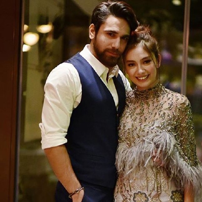 16-04/17/5672733618c7734328d5fb0b