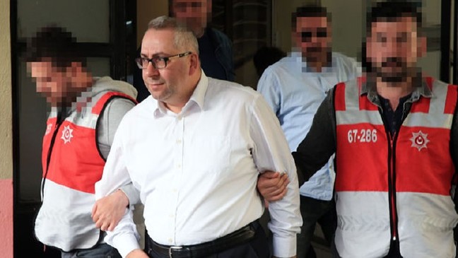 16-04/18/57148cee67b0a95274e81cd8