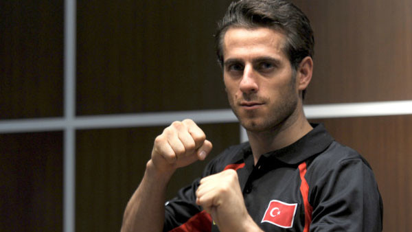 16-04/19/bahritanrikulu_londra_2012