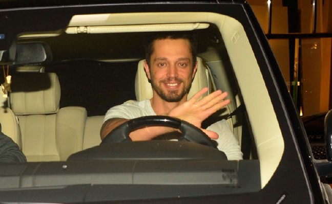 16-04/21/57187aec18c773696ce52db1