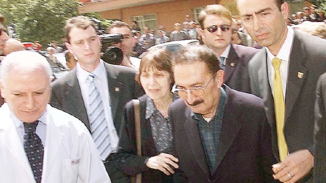 16-04/24/571bd87267b0a95d4059ce99