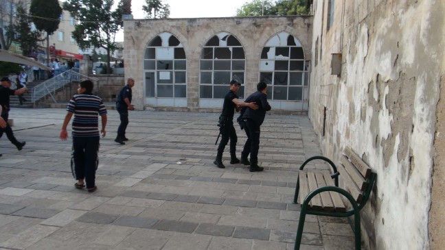 16-04/24/aa7083cbf81e0f376a58525d3c4fcf86-1461514268