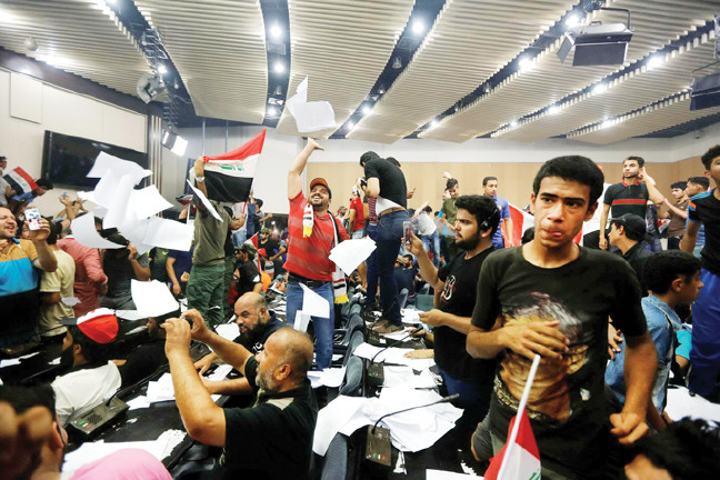 16-05/01/01kr09selfie