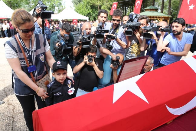 16-05/02/20160502_2_16435029_9546369-1