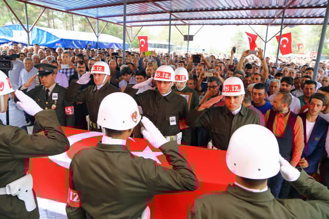 16-05/02/20160502_2_16437885_9551235-1462191052