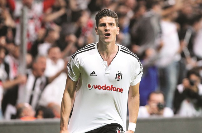 16-05/03/03krrgomez-18