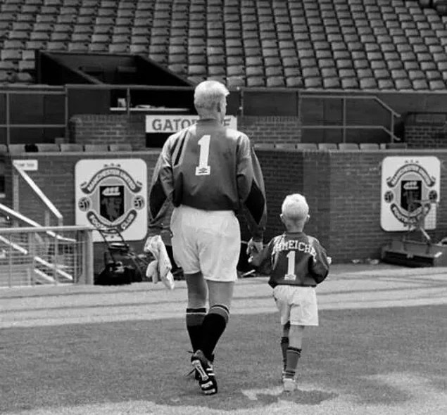 16-05/03/2016-05-03_215904