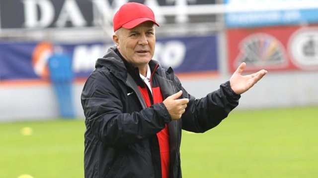 16-05/03/trabzonspor-sadi-tekelioglu-ile-devam-karari-8006737_x_9132_o