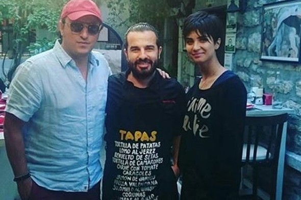 16-05/04/57299492c03c0e40f0252067