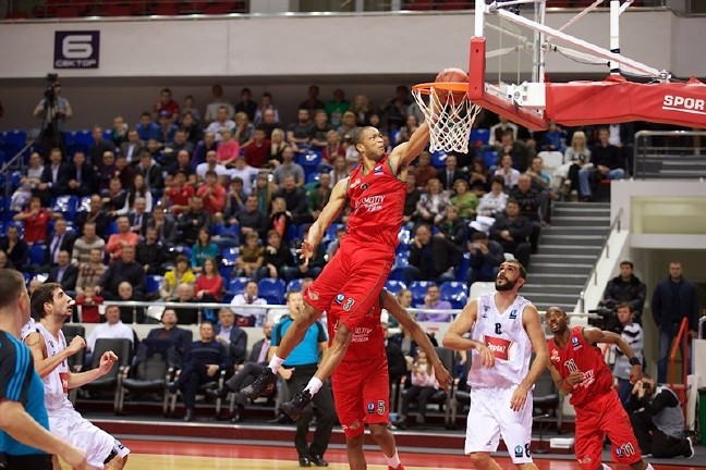 16-05/12/anthony-randolph-lokomotiv-kuban-krasnodar-ec14-photo-lokomotiv-fyodor-obmaikin