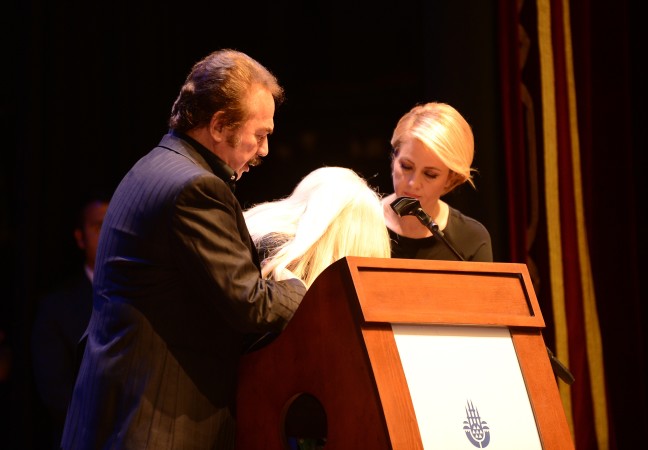 16-05/16/19-1463403303