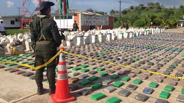 16-05/16/kolombiya-da-rekor-kokain-ele-gecirildi-7040362