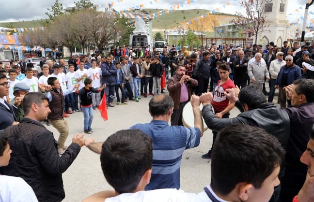 16-05/19/20160519_2_16796428_10202518