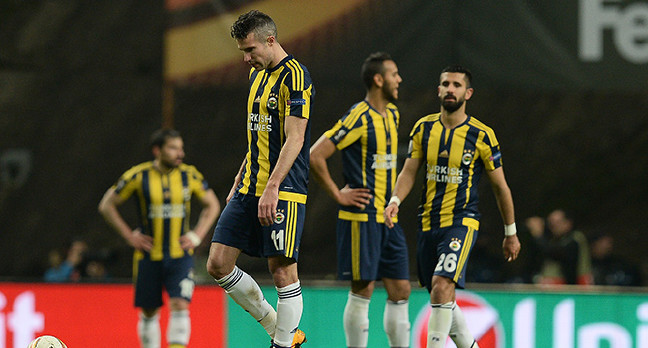 16-05/21/fenerbahce-uzgun-18-03