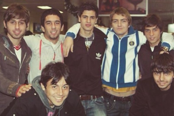 16-05/27/574765f418c7736904f406e2