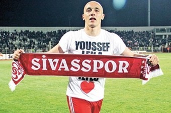 16-05/27/besiktasta-aatif-chahechouhe-harekati_1062326_340_226