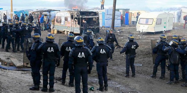 16-05/27/calais-1464343785