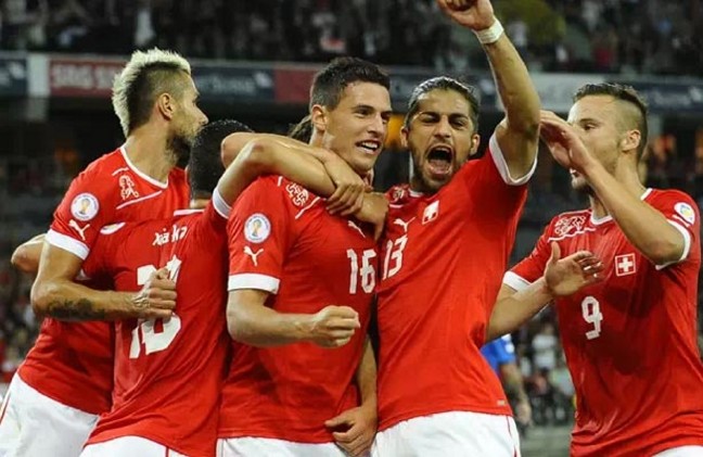 16-06/04/switzerland_team