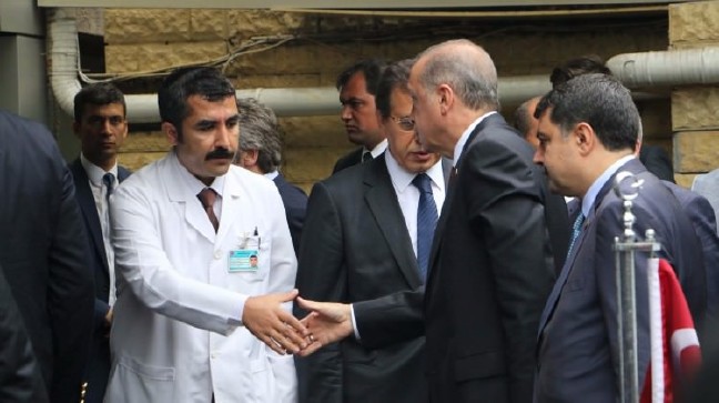 16-06/07/cumhurbaskani_erdogan_haseki_hastanesinde_1465291738_9152