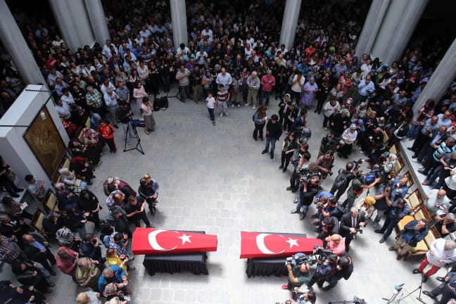 16-06/08/1-1465387382