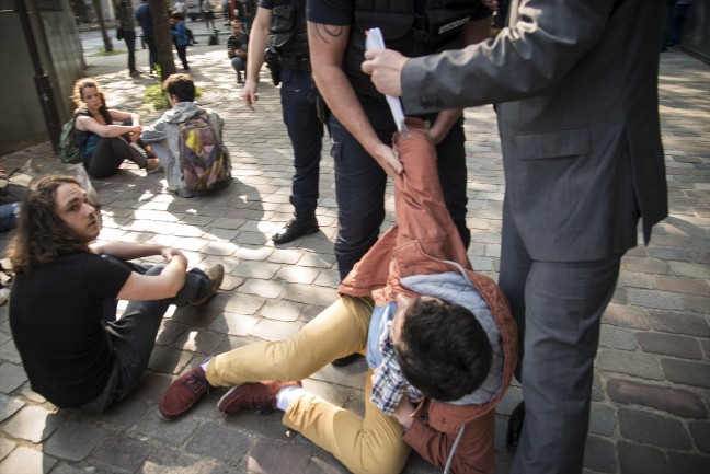 16-06/09/2-1465456165