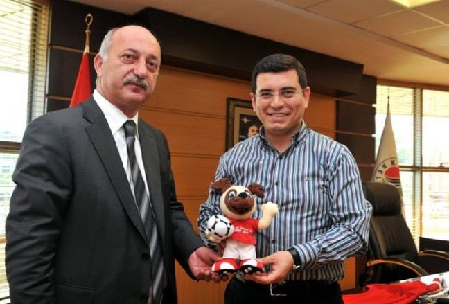 16-06/12/575d344d18c7734f30525f42