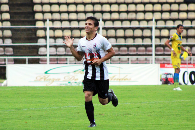 16-06/14/yeferson-soteldo-quinto-gol_vs_urena-sc_ad15