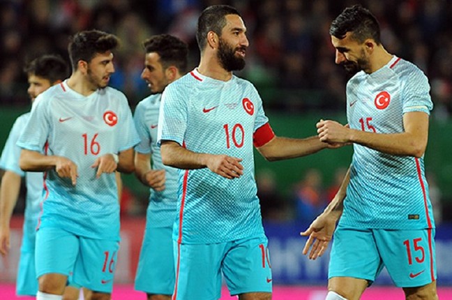 16-06/18/5765268367b0a976d472facc