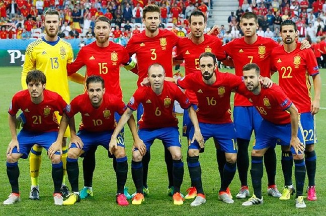 16-06/18/5765268967b0a976d472fad1