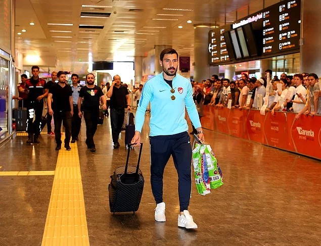 16-06/23/2016-06-23_233139