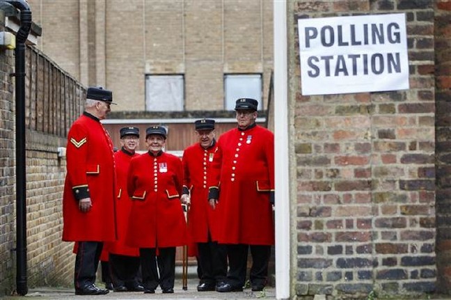 16-06/24/576c3caa67b0a91cb8c1a663