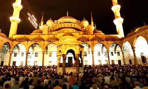 16-06/28/2016-kadir-gecesi-ne-zaman-hangi-gune-denk-geliyor-2243414