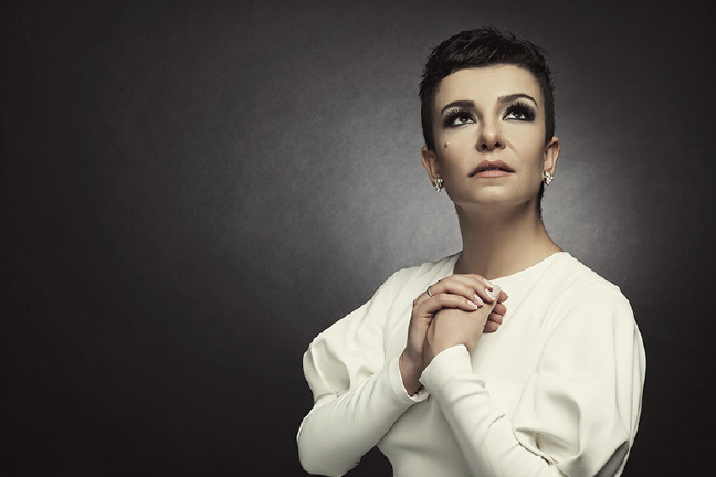 16-07/09/fatma-turgut-makyaksiz-fotograf