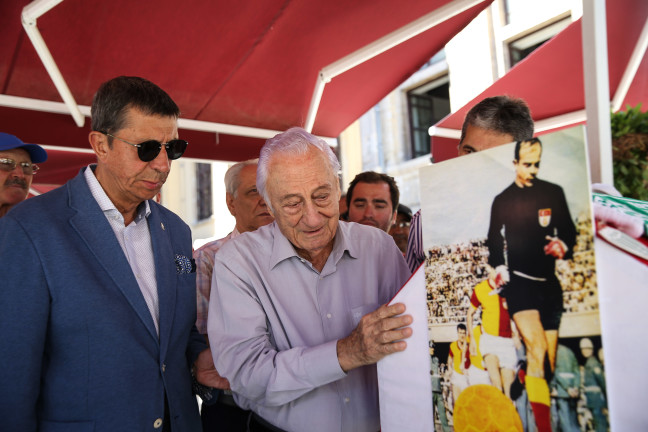 16-07/09/resimid_3705331