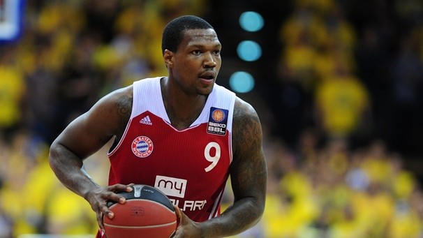 16-07/12/deon-thomson-fc-bayern-100-_v-img__16__9__l_-1dc0e8f74459dd04c91a0d45af4972b9069f1135