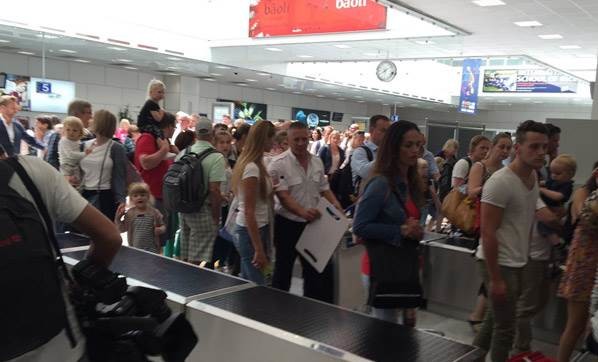 16-07/15/nice-havalimani-tahliye-ediliyor-2282304