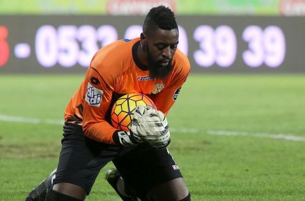 16-07/21/hikmet_karamandan_charles_itandjea_veto