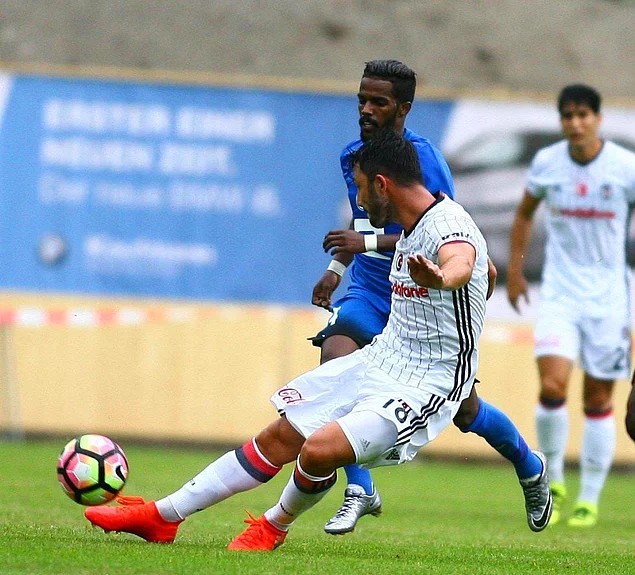 16-07/23/2016-07-23_000936