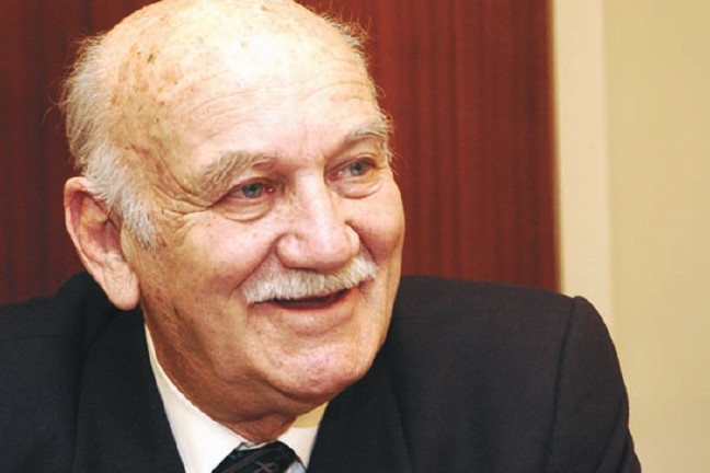 16-07/25/0c6e25753c8d450abc81fb908369f229