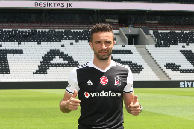 16-07/29/gokhan-gonul-besiktas-5125-64