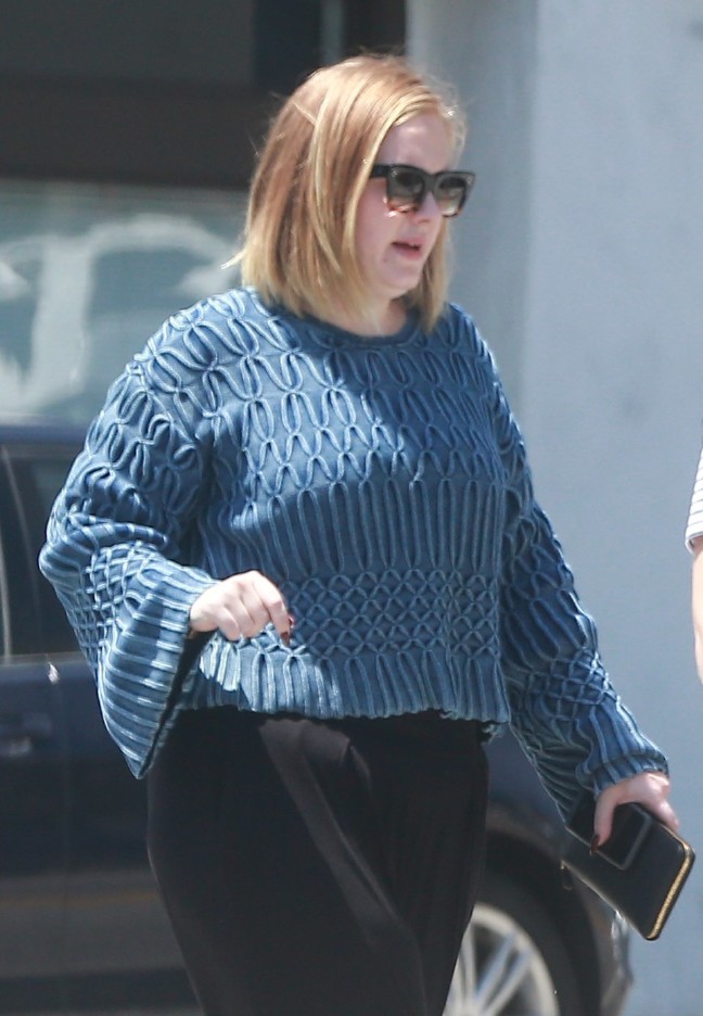 16-08/16/ffn-ff6ff7-adele-edit-081316-52147336-qqpbbqz-nuyxv3fxojmy0w