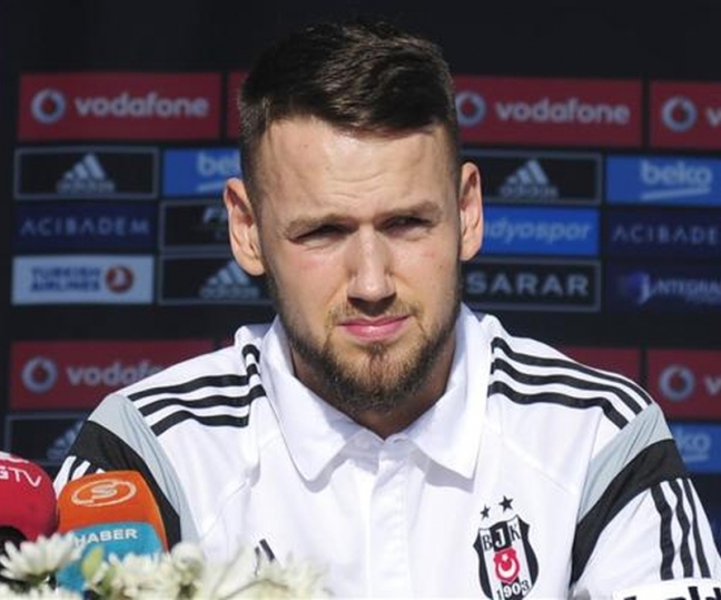 16-08/18/57b308e9ac1fe9300cc36cf6