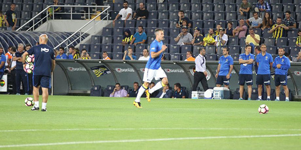 16-08/18/600vanpersie_jcqv4