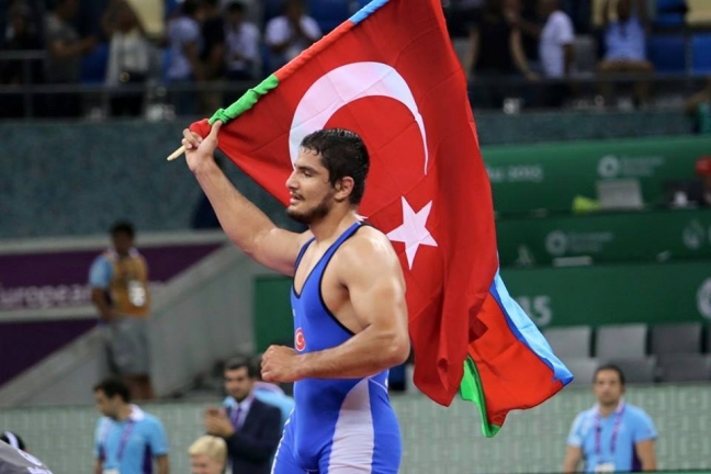 16-08/21/taha-akgul-4