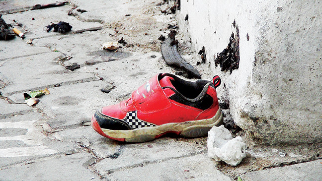 16-08/22/22krs10-ayakkabii