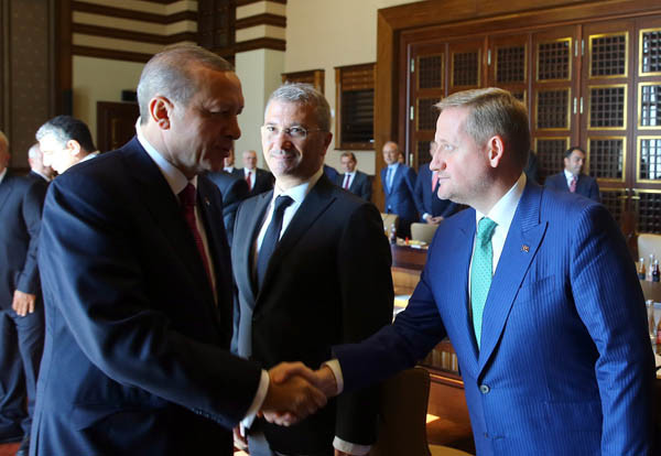 16-08/30/cumhurbaskani-erdogan-kulupler-birligi-heyeti-ni-kabul-etti-7579732