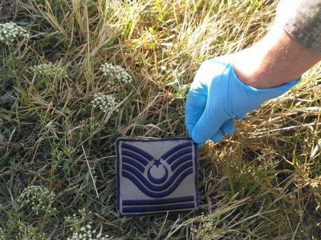 16-09/02/darbeci-askerler-malzemelerini-tarlada-awfx