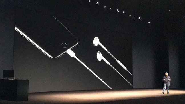 16-09/08/57d05fbac03c0e2724a4b19d