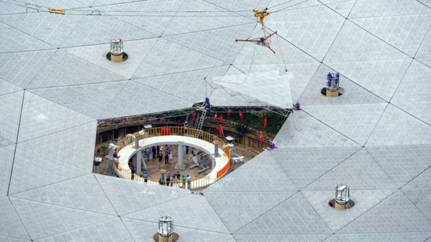 16-09/25/_91373727_0fb52b9a-2af3-49c1-b2dc-64d7ae10626c