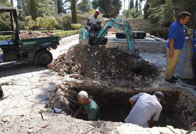 16-09/28/5-1475065833